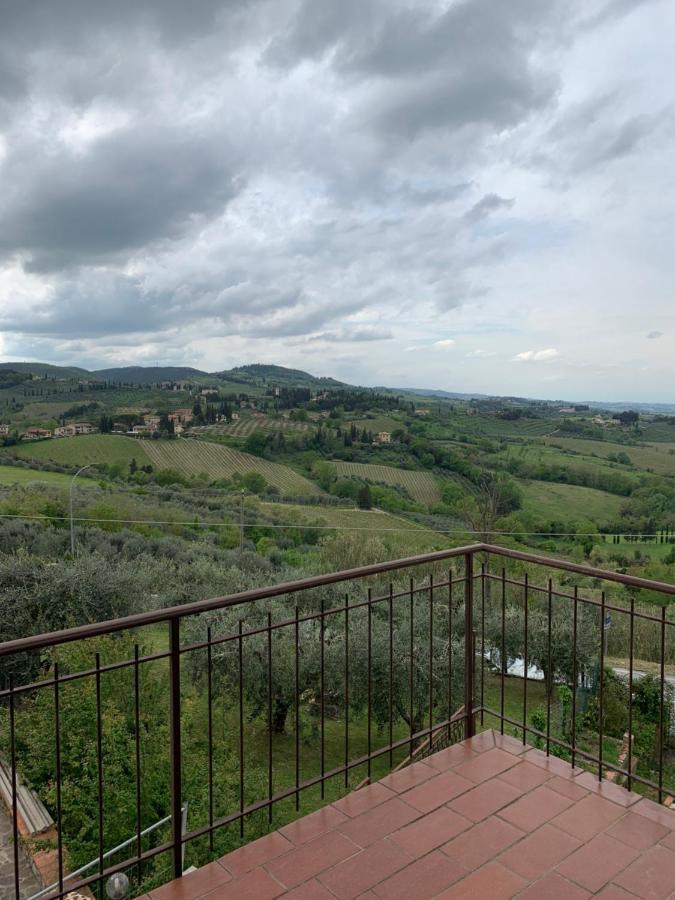 Appartamento Donella Con Parcheggio Privato San Gimignano Exteriör bild