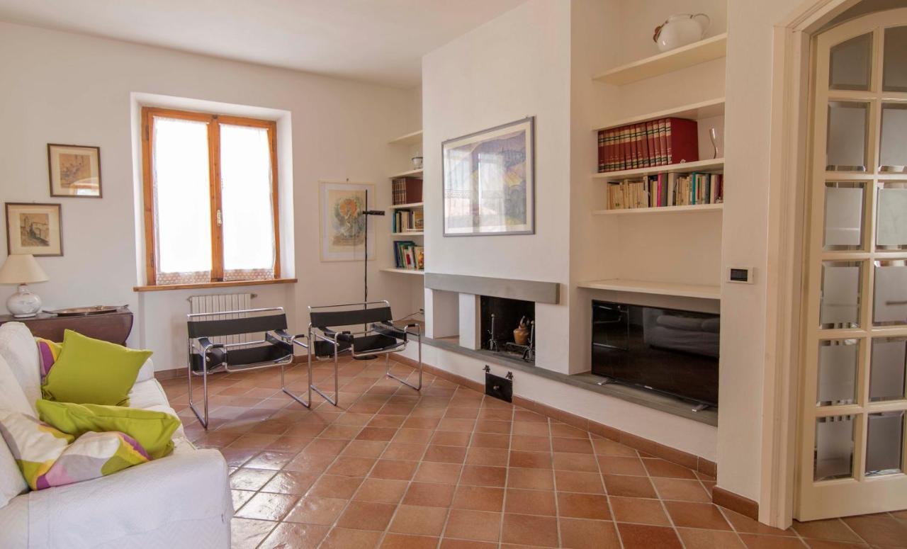 Appartamento Donella Con Parcheggio Privato San Gimignano Exteriör bild